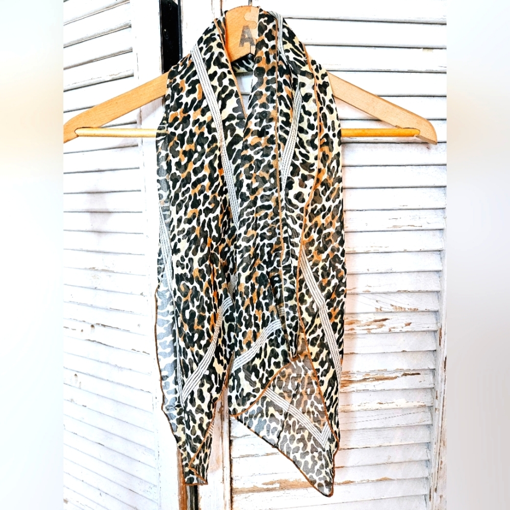 Vintage 90s Sheer Leopard Print Rectangle Scarf 🐆
